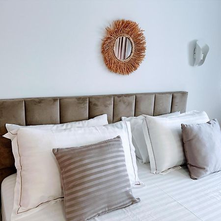 Madalin Seaside Apartment Vlore Ngoại thất bức ảnh
