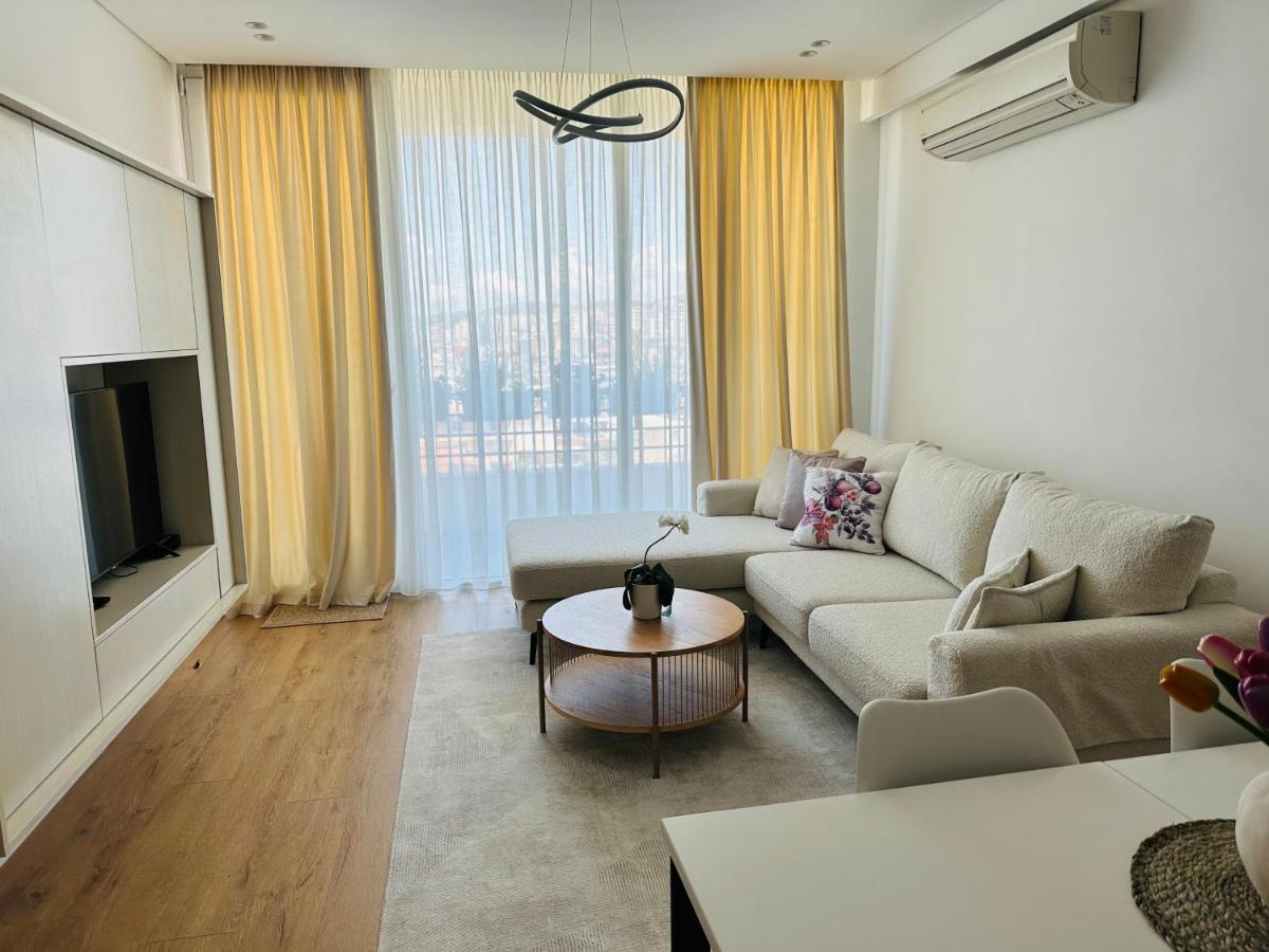Madalin Seaside Apartment Vlore Ngoại thất bức ảnh