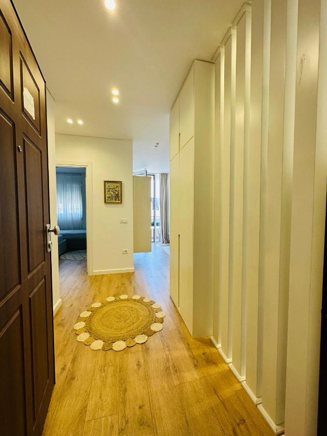 Madalin Seaside Apartment Vlore Ngoại thất bức ảnh